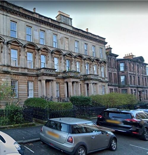 3 Bedroom Flat To Rent In Hill Street, G3