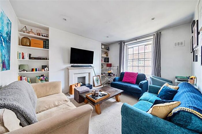 2 Bedroom Flat For Sale In Kilner House, Clayton Street, SE11