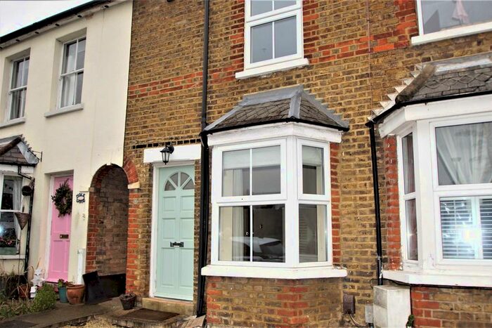2 Bedroom Cottage To Rent In Molewood Road, Hertford, SG14