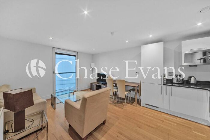 1 Bedroom Flat To Rent In Cobalt Point, Millharbour, Lanterns Court, Canary Wharf, E14