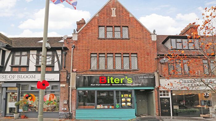 2 Bedroom Property For Sale In Hayes Street, Bromley, Kent, BR2