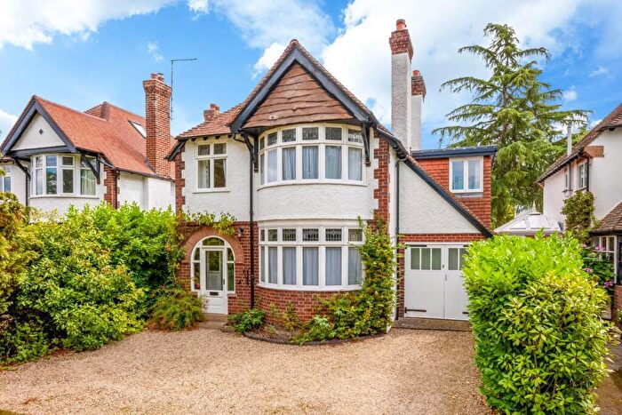 4 Bedroom Detached House For Sale In Shipston Road, Stratford-upon-Avon, CV37