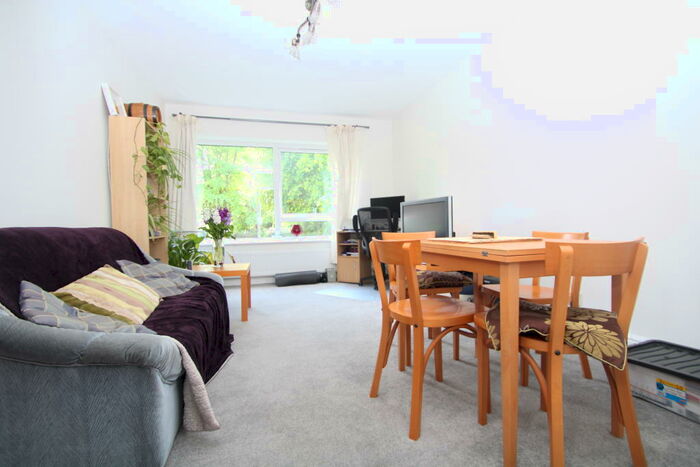 2 Bedroom Flat To Rent In Canning Road, Croydon, CR0