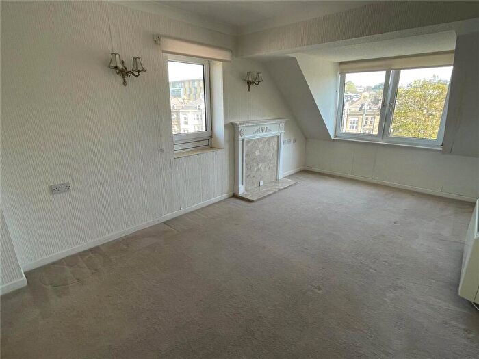 1 Bedroom Flat For Sale In St. Peters Road, Bournemouth, Dorset, BH1