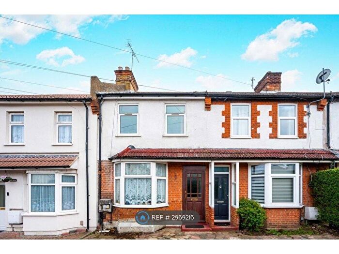 3 Bedroom Terraced House To Rent In Frailey Hill, Woking, GU22