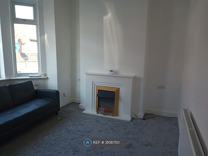 2 Bedroom Semi-Detached House To Rent In Shakespeare Crescent, Eccles, Manchester, M30