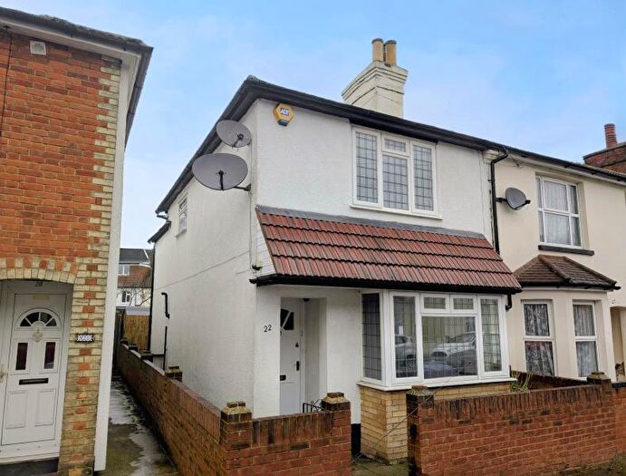 2 Bedroom Semi-Detached House To Rent In Woking, Surrey, GU21