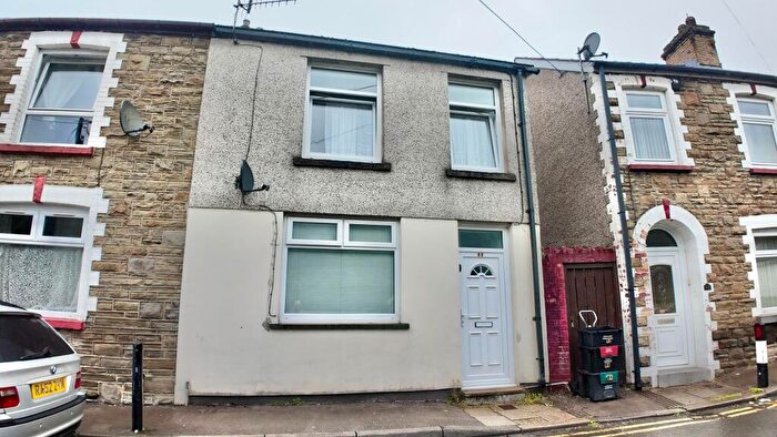 3 Bedroom Terraced House To Rent In Castle Street, Abertillery, NP13