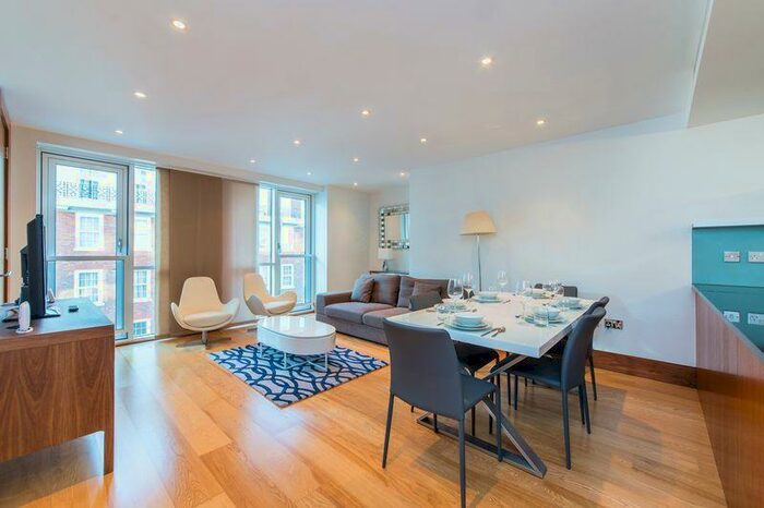 3 Bedroom Apartment To Rent In Parkview Residence, Baker Street, London, NW1