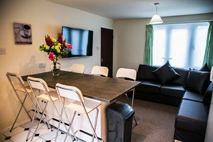 6 Bedroom House To Rent In Leahurst Crescent (D), Harborne, Birmingham, West Midlands, B17