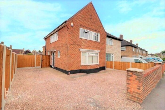 3 Bedroom Semi-Detached House To Rent In Summerwood Lane, Nottingham, NG11