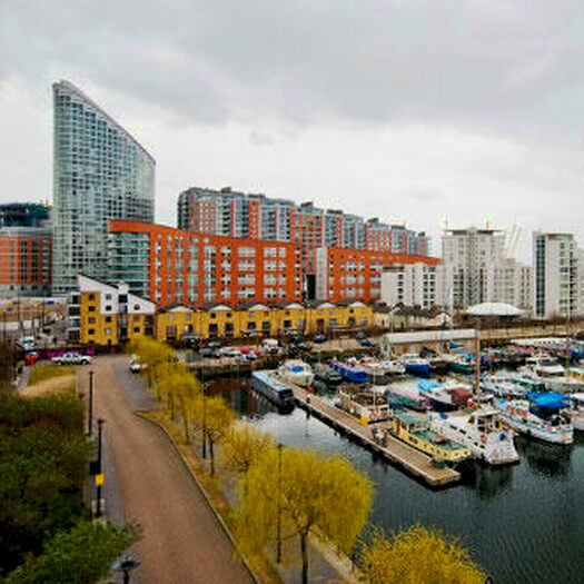 Studio To Rent In Ontario Tower, Fairmount Avenue, Canary Wharf, Blackwall, London, E14