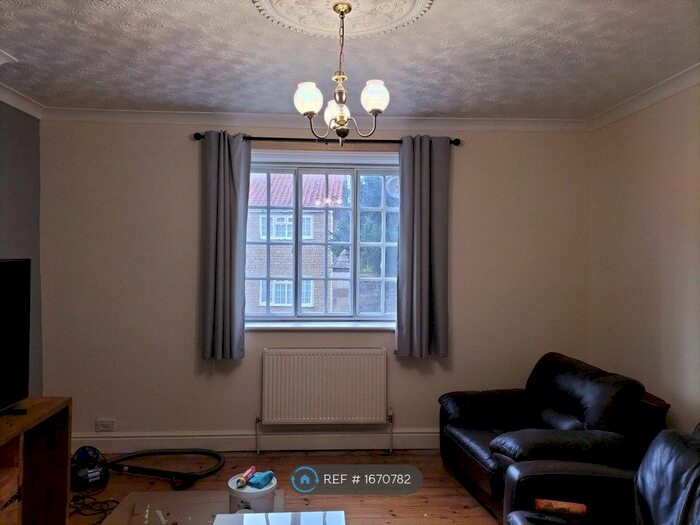 1 Bedroom Flat To Rent In Church Rd, Lincoln, LN4