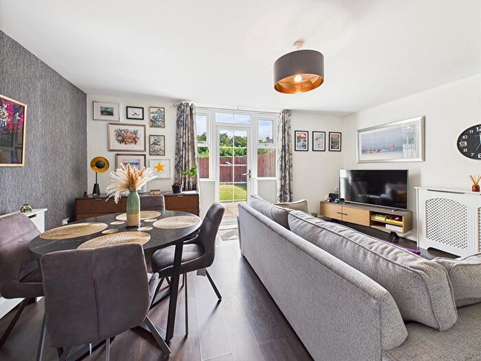 3 Bedroom Semi-Detached House For Sale In Vicars Cross Road, Vicars Cross, CH3