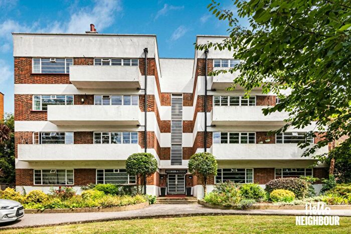 2 Bedroom Apartment To Rent In Claremont Road, Surbiton, KT6