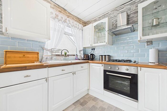 2 Bedroom Semi-Detached House For Sale In Hillfoot Gardens, Wishaw, ML2