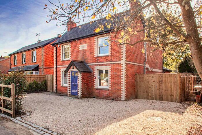 3 Bedroom Property For Sale In Burnley, Stoke Row, RG9