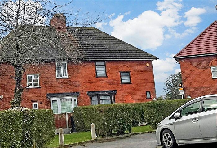 3 Bedroom Semi Detached House For Sale In Mayesbrook Road, Ilford, Essex, IG3