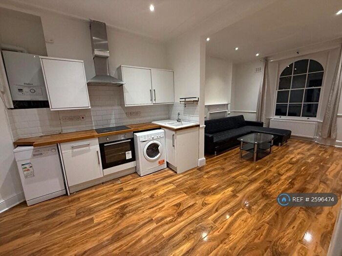 2 Bedroom Flat To Rent In Camberwell New Rd, Oval Camberwell, Elephant & Castle Brixton, Peckham, SE5