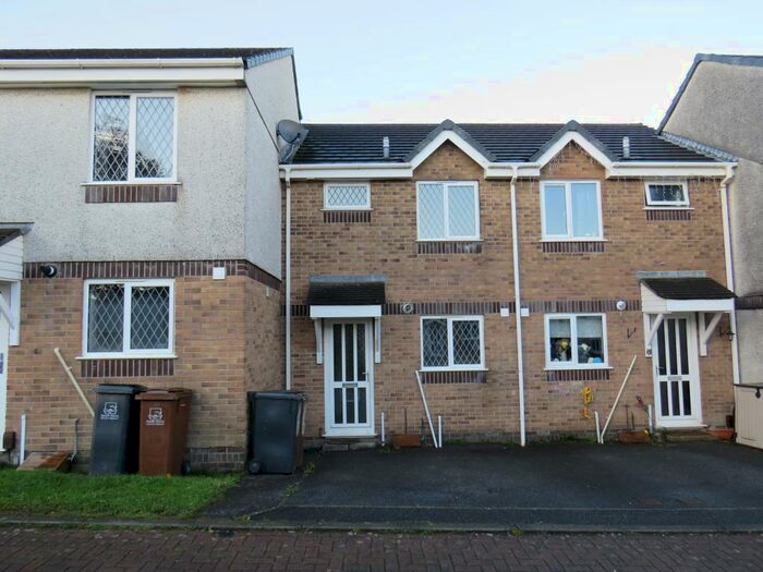 2 Bedroom House To Rent In Henry Close, Lee Mill Bridge, Ivybridge, PL21
