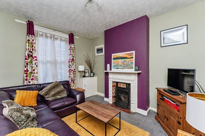 2 Bedroom Terraced House For Sale In Catherine Street, Chester, Cheshire, CH1