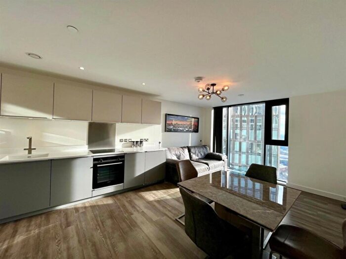 1 Bedroom Apartment For Sale In The Bank, Sheepcote Street, Birmingham, West Midlands, B16