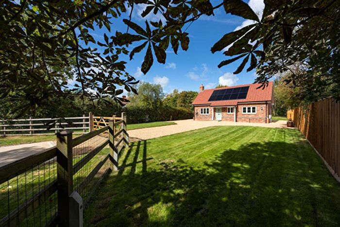 2 Bedroom Detached House For Sale In Cranmore, Isle Of Wight, PO41