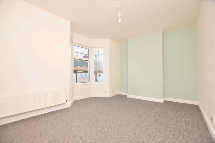 3 Bedroom Terraced House To Rent In Lawrence Avenue, Easton, Bristol, BS5