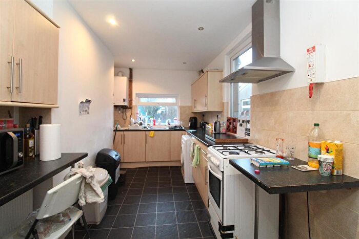 3 Bedroom Property To Rent In Arabella Street, Cardiff, CF24