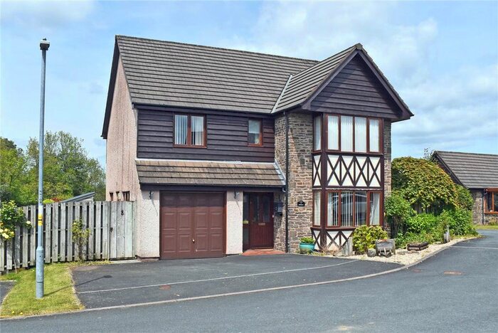 4 Bedroom Detached House For Sale In Clos Y Berllan, Newbridge On Wye, Llandrindod Wells, Powys, LD1