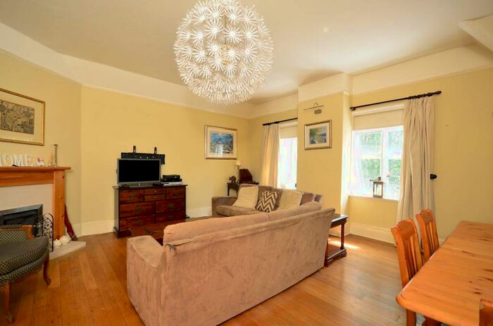 3 Bedroom Maisonette To Rent In Sandy Lane, Woking, GU22