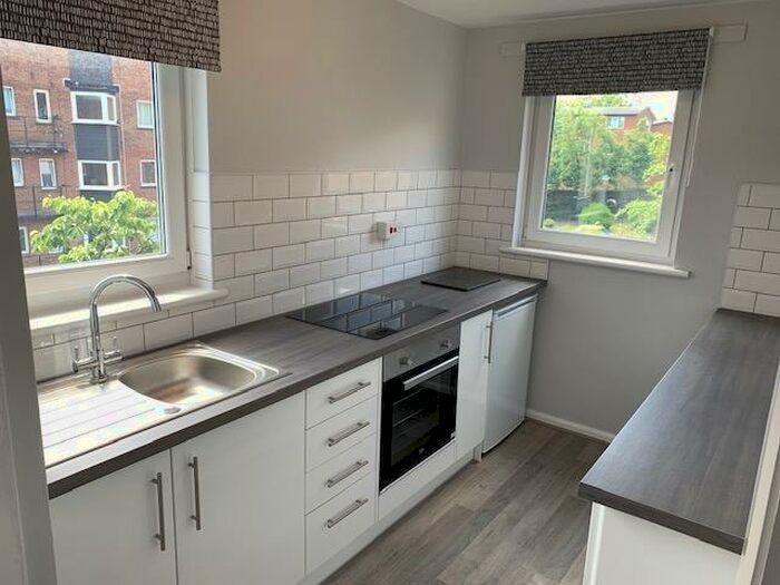 1 Bedroom Flat To Rent In Coed Edeyrn, Cardiff, CF23