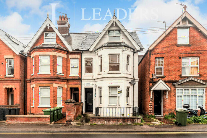 1 Bedroom Flat To Rent In York Road, GU1