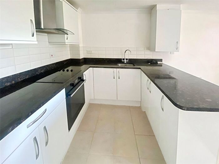 1 Bedroom Flat To Rent In Camp Hill Road, Nuneaton, Warwickshire, CV10