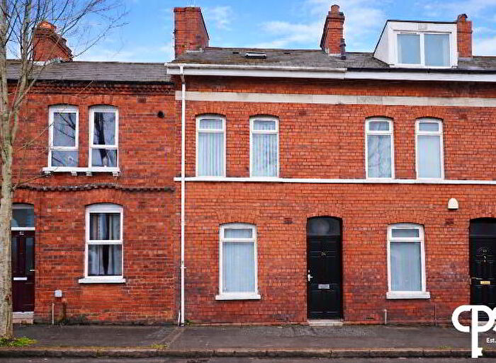 4 Bedroom Mid Terraced House For Sale In Donegall Avenue, Belfast, BT12