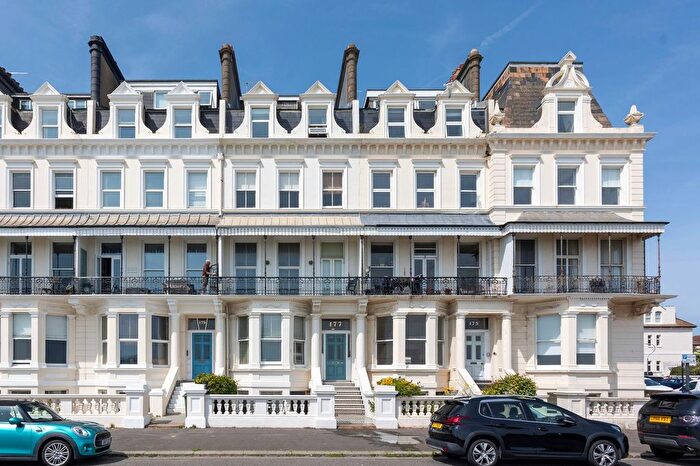 1 Bedroom Flat For Sale In Kingsway, Hove, BN3