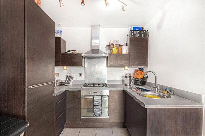 1 Bedroom Apartment For Sale In Gateway Court, Parham Drive, Ilford, IG2