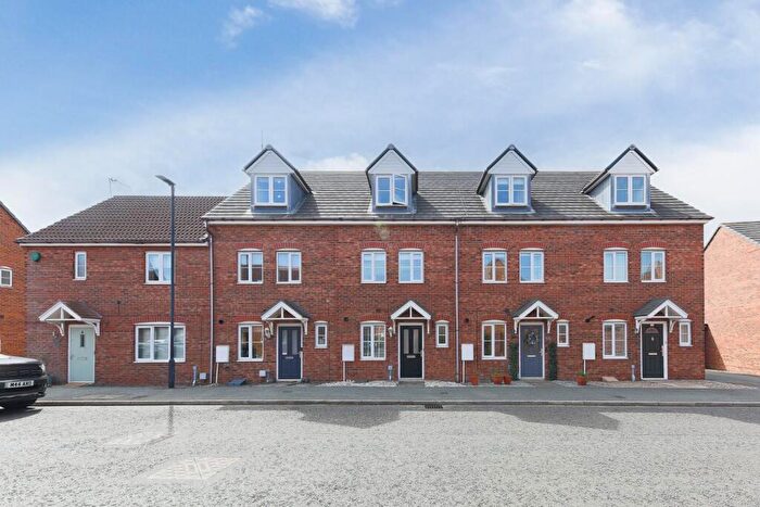 3 Bedroom Terraced House For Sale In Cloverfield, West Allotment, Newcastle Upon Tyne, NE27