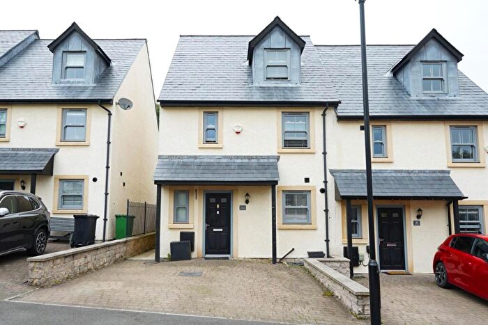 4 Bedroom Semi-Detached House For Sale In Kennedy Place, Ulverston, LA12