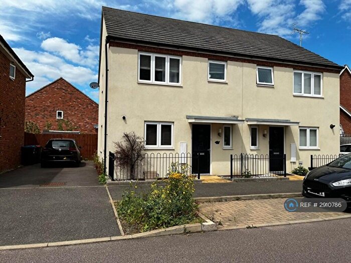 3 Bedroom Semi Detached House To Rent In Marino Boulevard, Milton Keynes, MK8