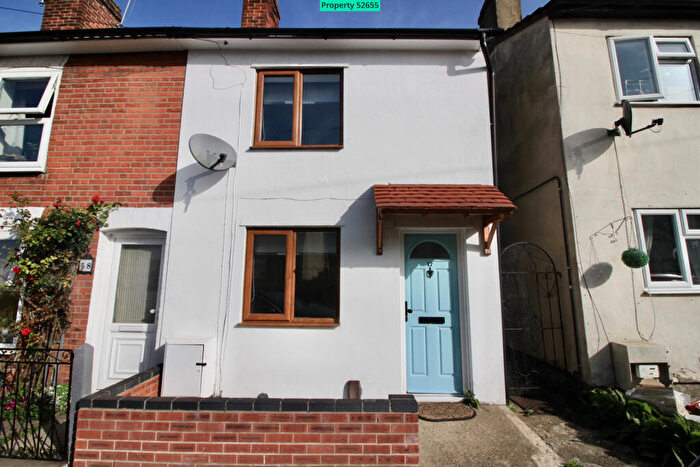 2 Bedroom End Of Terrace House To Rent In Shrubland Road, Colchester, CO2
