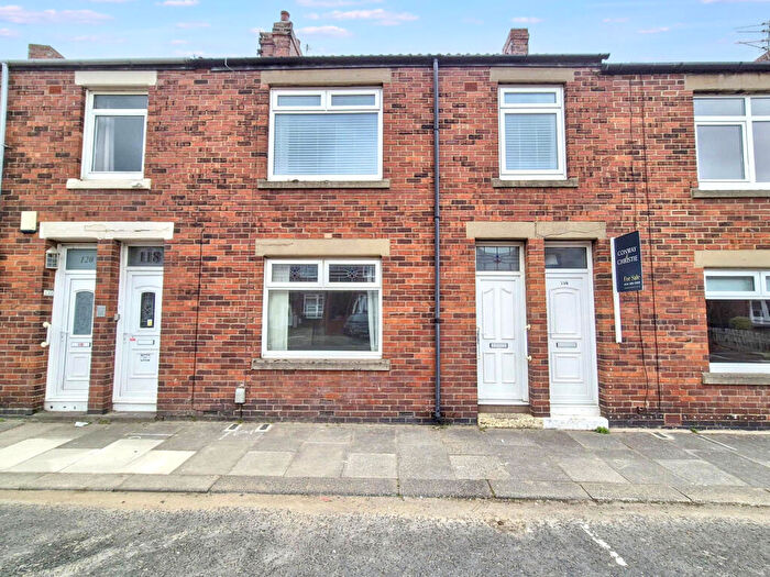 2 Bedroom Flat For Sale In Northbourne Road, Jarrow, Tyne And Wear, NE32