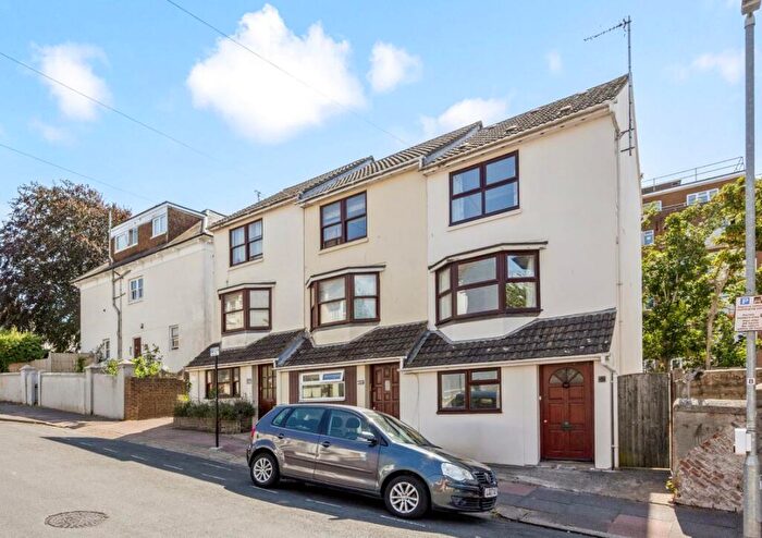 4 Bedroom End Of Terrace House For Sale In B Franklin Road, Brighton, BN2