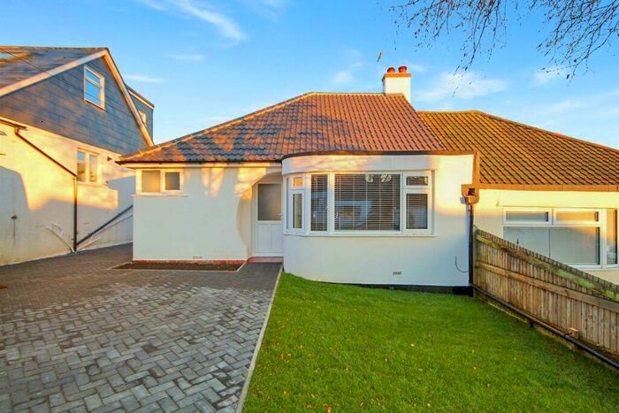 2 Bedroom Semi-Detached Bungalow To Rent In Glenfalls Avenue, Brighton, BN1