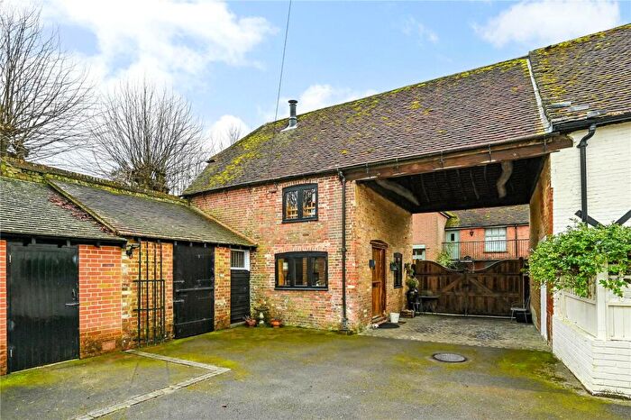 1 Bedroom Link Detached House For Sale In Hambledon, Waterlooville, Hampshire, PO7