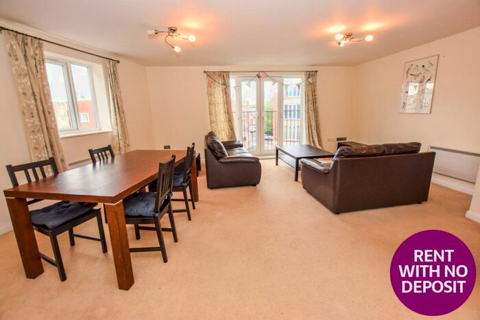 3 Bedroom Flat To Rent In Aura Court, Percy Street, Hulme, Manchester, M15