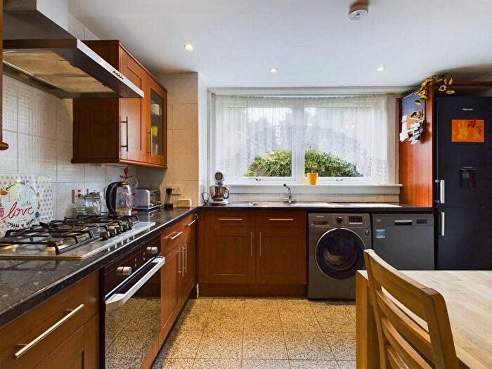 3 Bedroom Terraced House For Sale In Orchard Place, Aberdeen, AB24