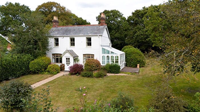 3 Bedroom Property For Sale In Hangersley Hill, Hangersley, Ringwood, BH24