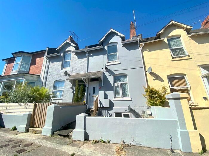 1 Bedroom Flat To Rent In St. James Road, Torquay, TQ1