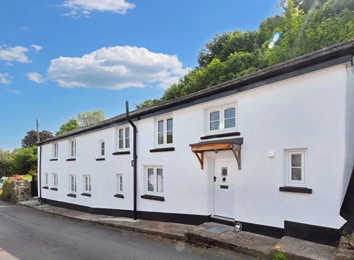 3 Bedroom Detached House For Sale In Pound Cottage, Ramsley, South Zeal, EX20